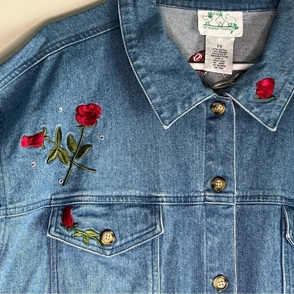 Quacker Factory Vintage Rose Embroidered Denim Button Front Jacket Size 2X - Picture 13 of 15